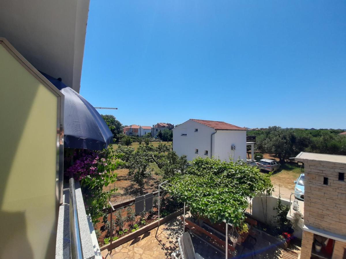 Nena 2 Apartment ซูโกชัน ภายนอก รูปภาพ