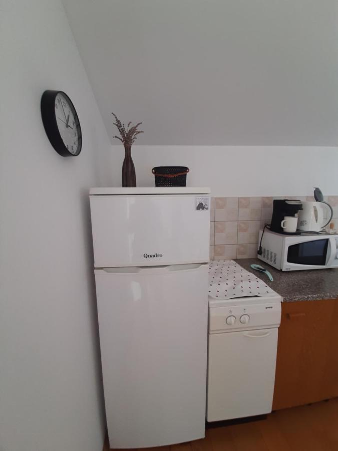 Nena 2 Apartment ซูโกชัน ภายนอก รูปภาพ